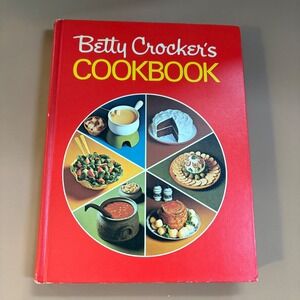 Betty Crocker's Cookbook 1973 Vintage Hardcover Golden Press 19th Printing Red